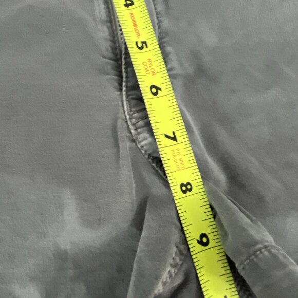 American Eagle Super Stretch Shortie Shorts Size 10 Solid Gray Pockets Zipper - Picture 10 of 12